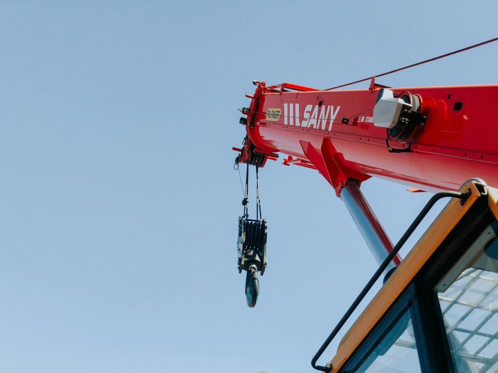 Understanding the Different Types of Crawler Cranes and Their Applications